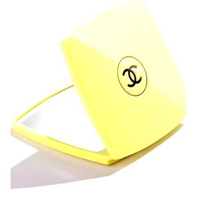 Chanel NWT Double Facette Mirror GWP